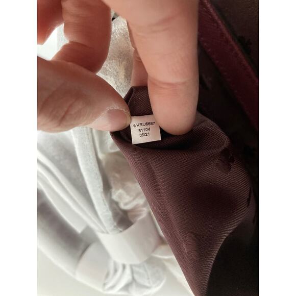 KATE SPADE, SMALL WINE SAFFIANO LEATHER CROSSBODY BAG - Picture 9 of 9